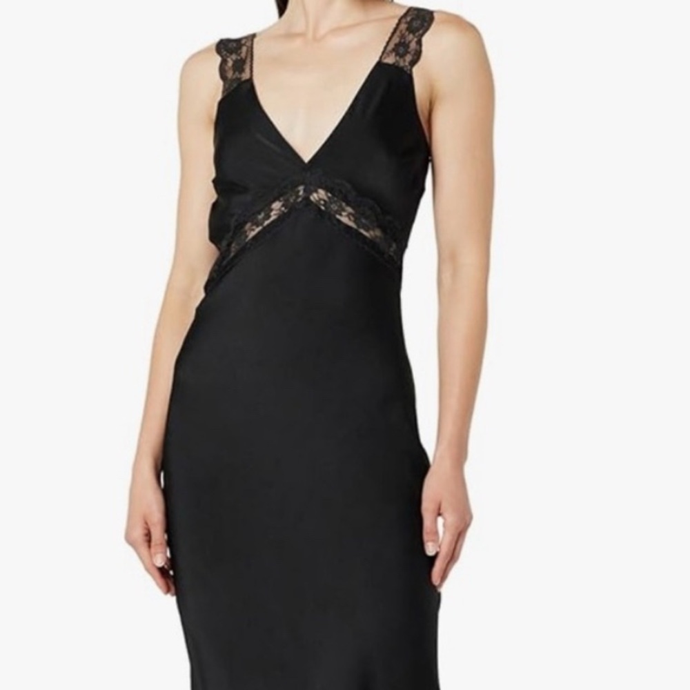Black lace dress